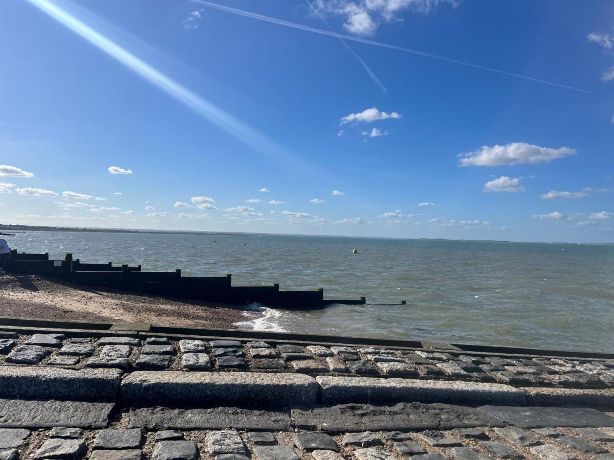 Sky By The Sea Hotel Whitstable Exterior photo